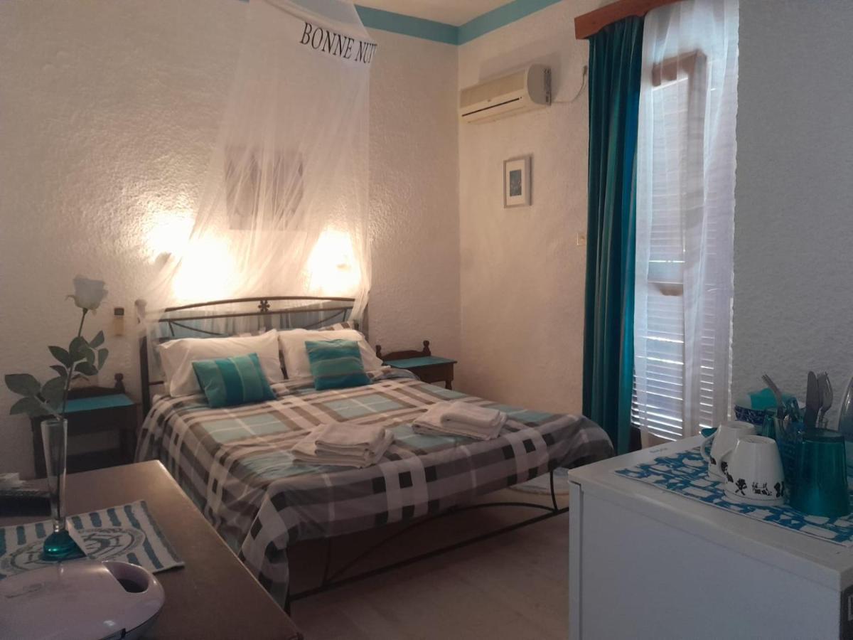 Artemis Rooms Agia Marina (Aegina) Exterior foto