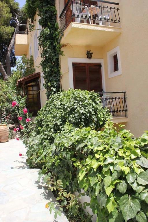 Artemis Rooms Agia Marina (Aegina) Exterior foto